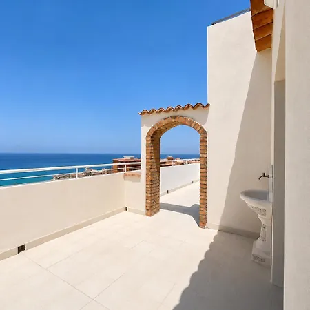 Terrazza Grattacielo Apartament Tropea